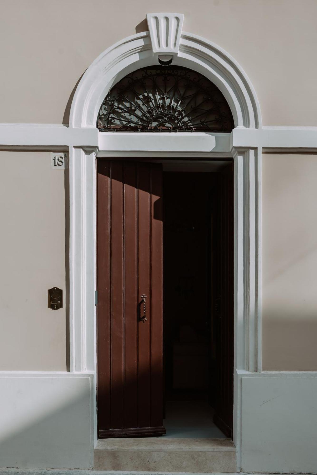 Palazzo Pinto B&B Brindisi Eksteriør bilde
